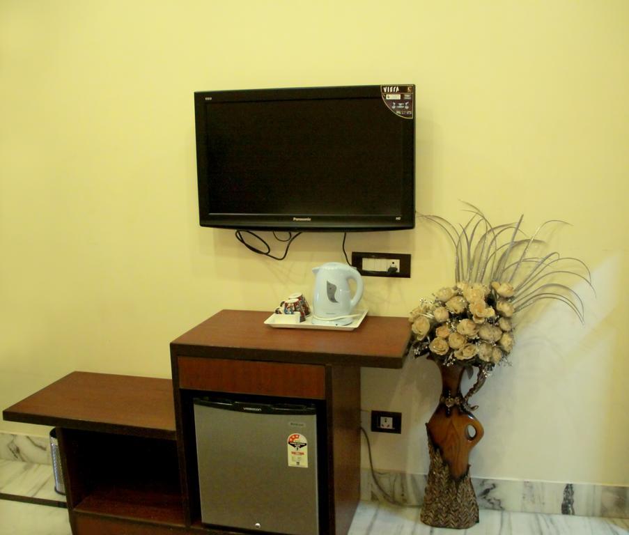 Hotel Wall City New Delhi Exteriör bild